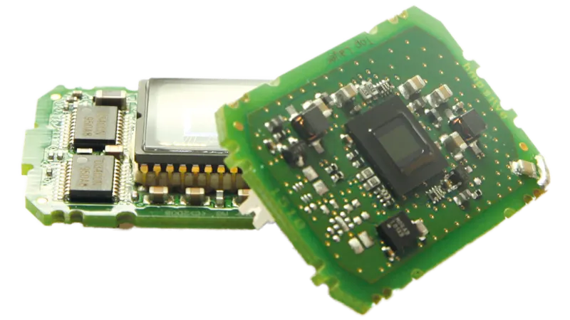 CMOS area scan sensor and CCD sensor