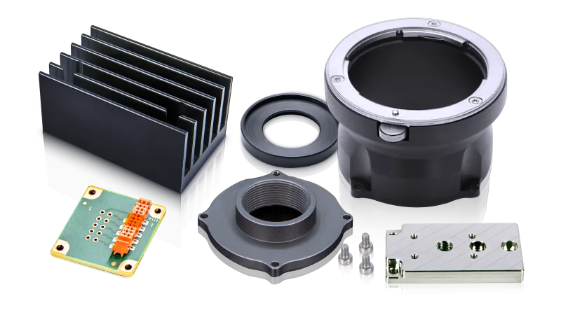 Basler提供适用于图像处理的配件包括：网络及外围设备、安装辅助工具，以及一系列适用于相机、镜头和光源的其他配件产品。 