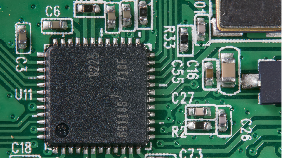 Surface with significant height variation_PCB