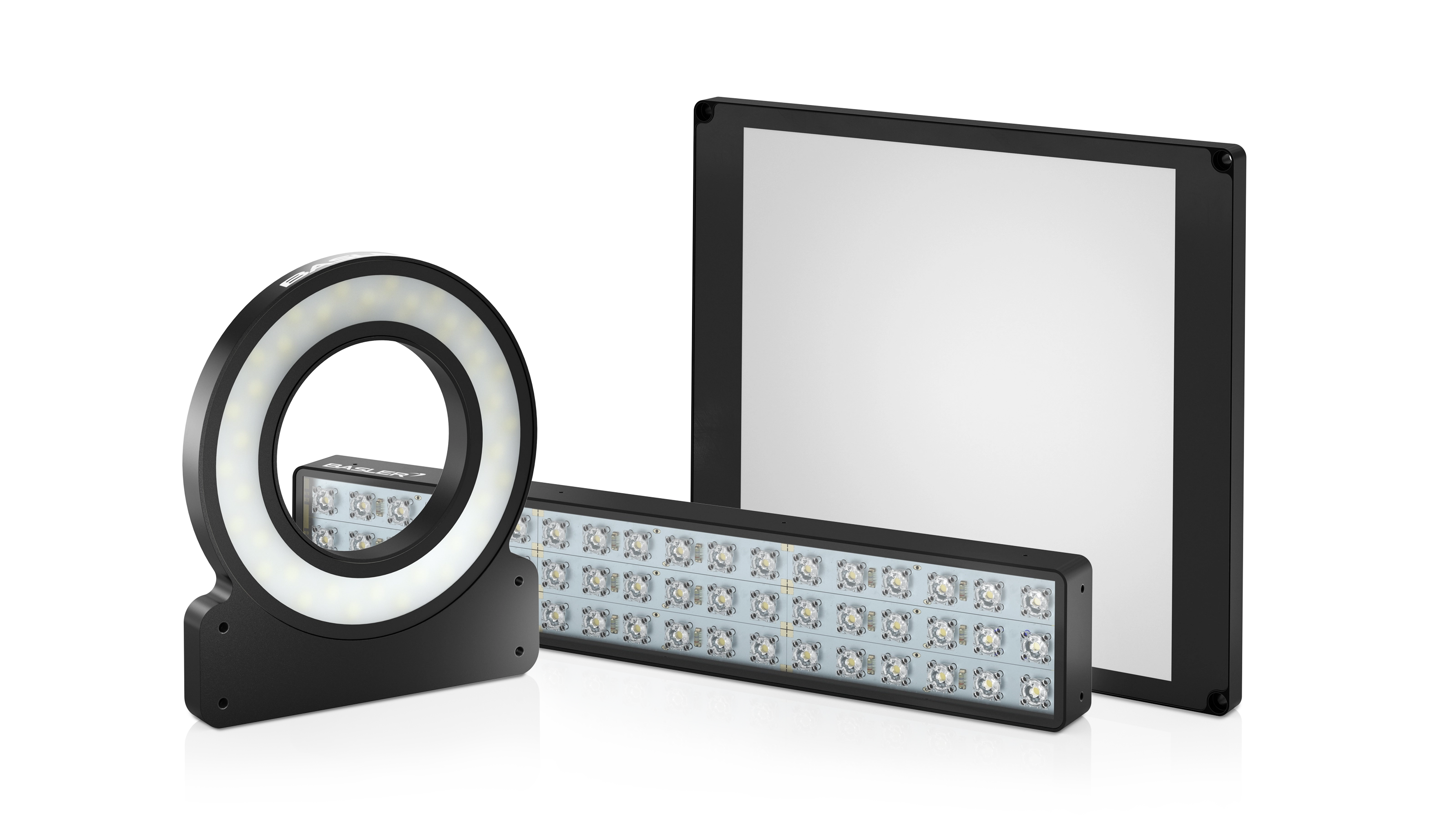 All Basler LED lighting systems are suitable for vision systems with lens and lighting control.